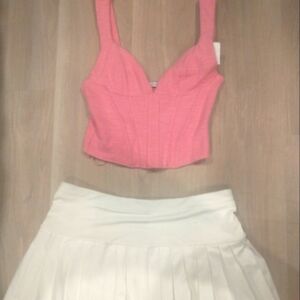 Sexy‎ cute cropped Short sleeveless sexy top ( skirt available different ad)